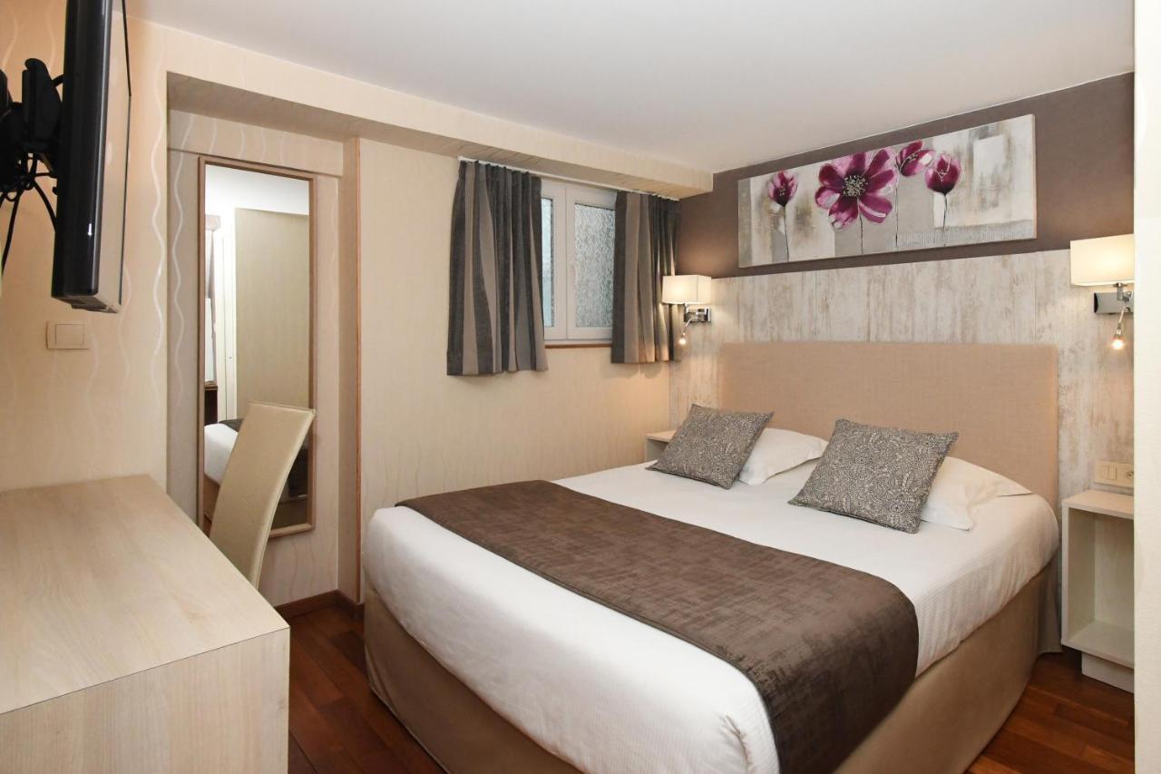 Logis Hotel Du Centre - Halte Ideale En Cyclotourisme Avec Garage A Velos Clos 몰세임 외부 사진