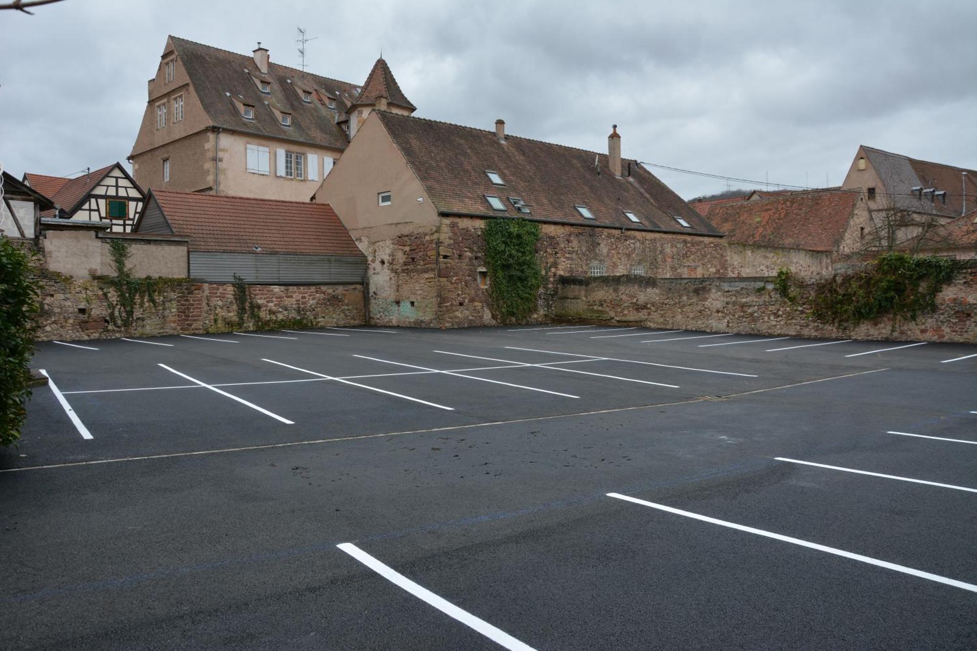 Logis Hotel Du Centre - Halte Ideale En Cyclotourisme Avec Garage A Velos Clos 몰세임 외부 사진