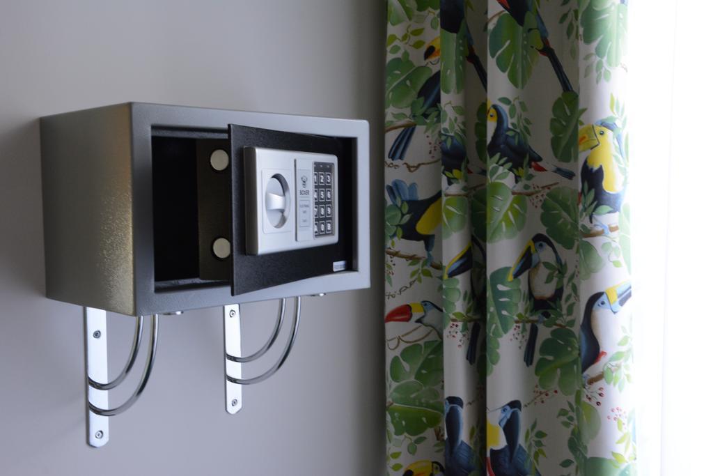 Logis Hotel Du Centre - Halte Ideale En Cyclotourisme Avec Garage A Velos Clos 몰세임 외부 사진